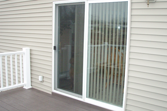 Jasmine Estates-screen-door-repair
